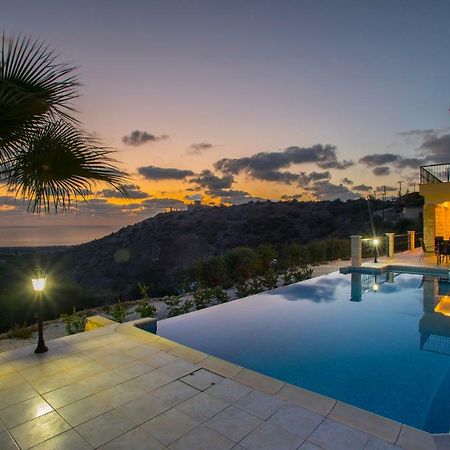 Villa Blue Jadeite Peyia Bagian luar foto