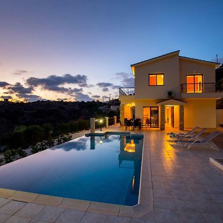 Villa Blue Jadeite Peyia Bagian luar foto