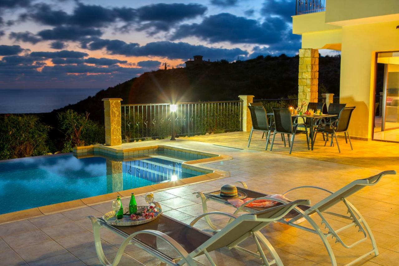 Villa Blue Jadeite Peyia Bagian luar foto