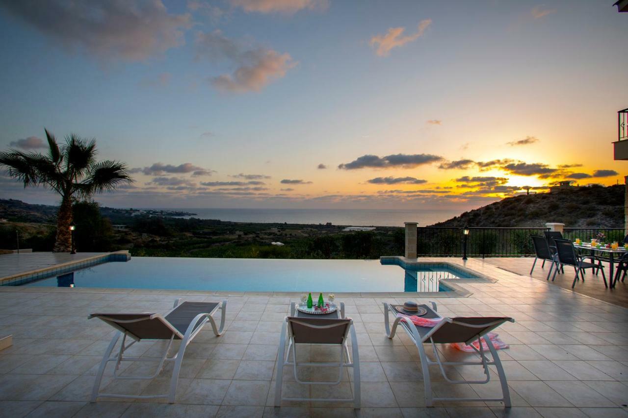 Villa Blue Jadeite Peyia Bagian luar foto