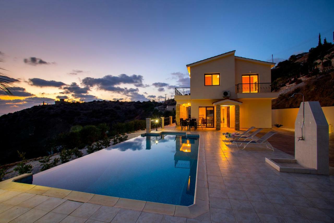 Villa Blue Jadeite Peyia Bagian luar foto