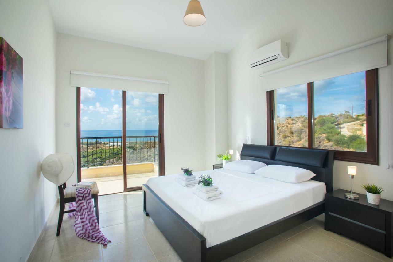 Villa Blue Jadeite Peyia Bagian luar foto