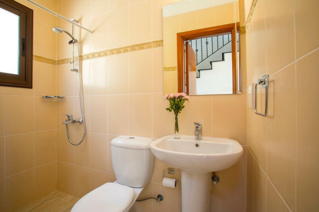 Villa Blue Jadeite Peyia Bagian luar foto